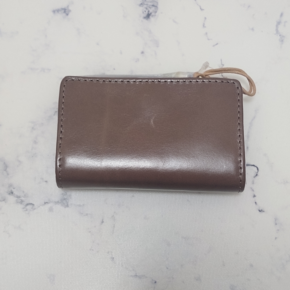 HOBO Dart Card and Coin Leather Wallet - Picture 2 of 12